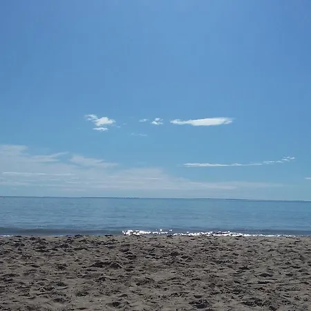 De La מלון לה-טראנש-סור-מר