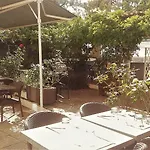 De La Hotel