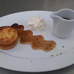 Hotel De La 3*
