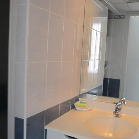 De La 滨海拉特朗什